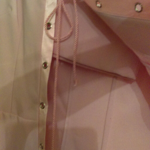 Ladies 2pc - Picture 3 of 3